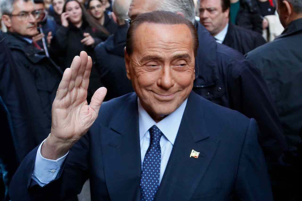Berlusconi sostenne il ponte sullo Stretto