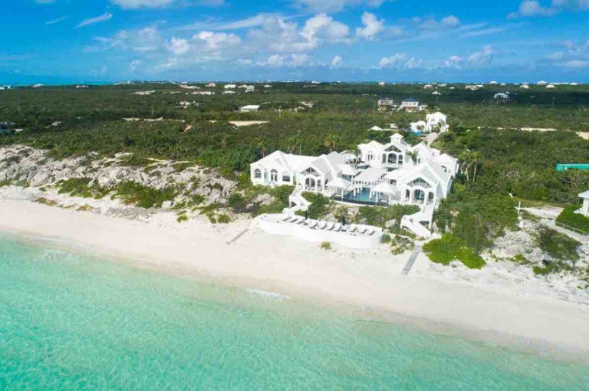 L'isola diventerà una località per super ricchi?