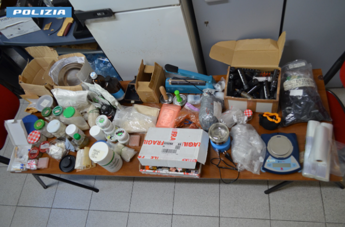 laboratorio droga forlì