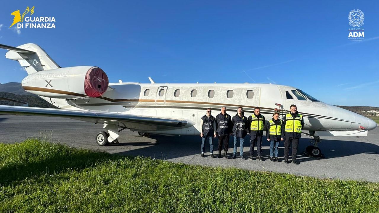 jet privati hidden flight savona