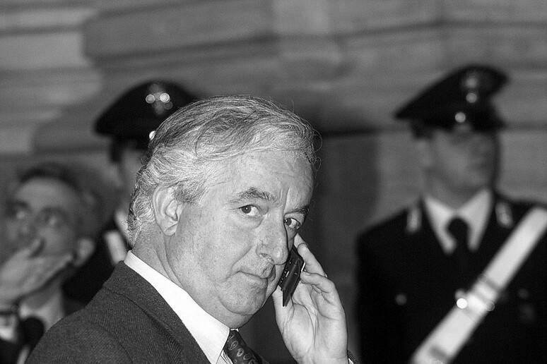 L’ex procuratore Giovanni Tinebra