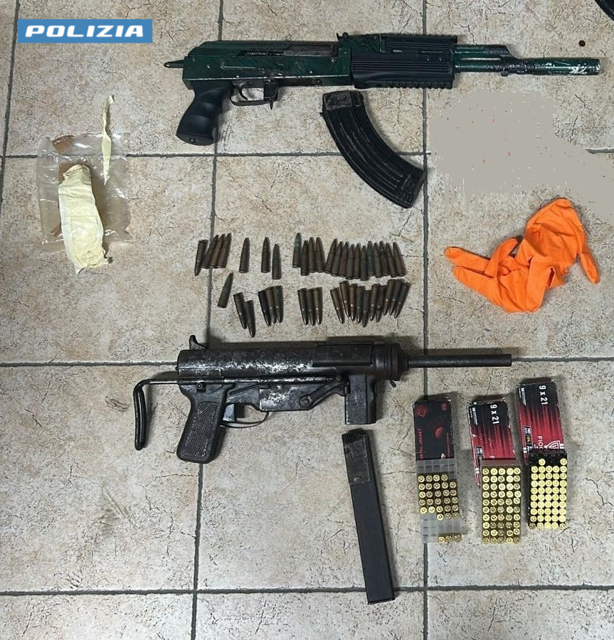 Siracusa, scoperto arsenale, arrestati tre giovani