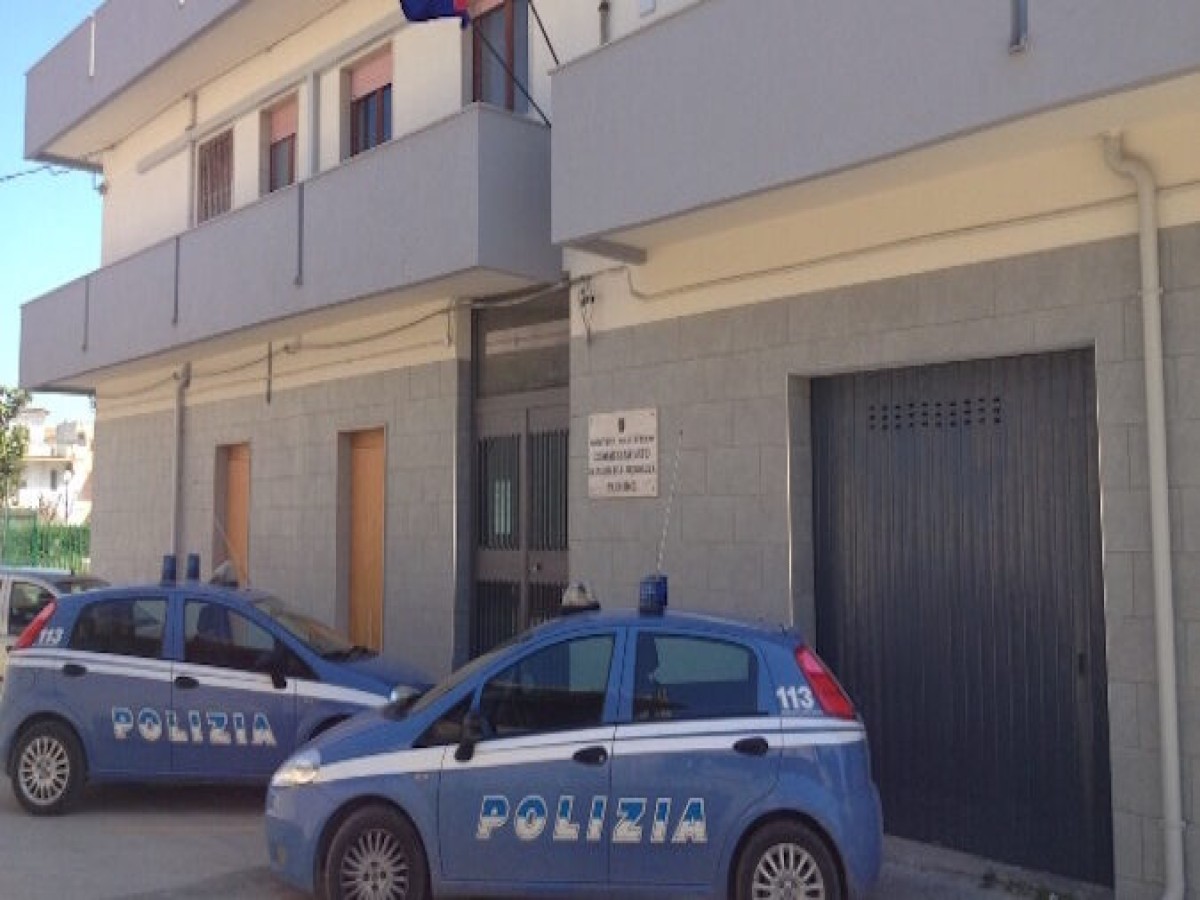 Controlli antidroga della polizia di Stato