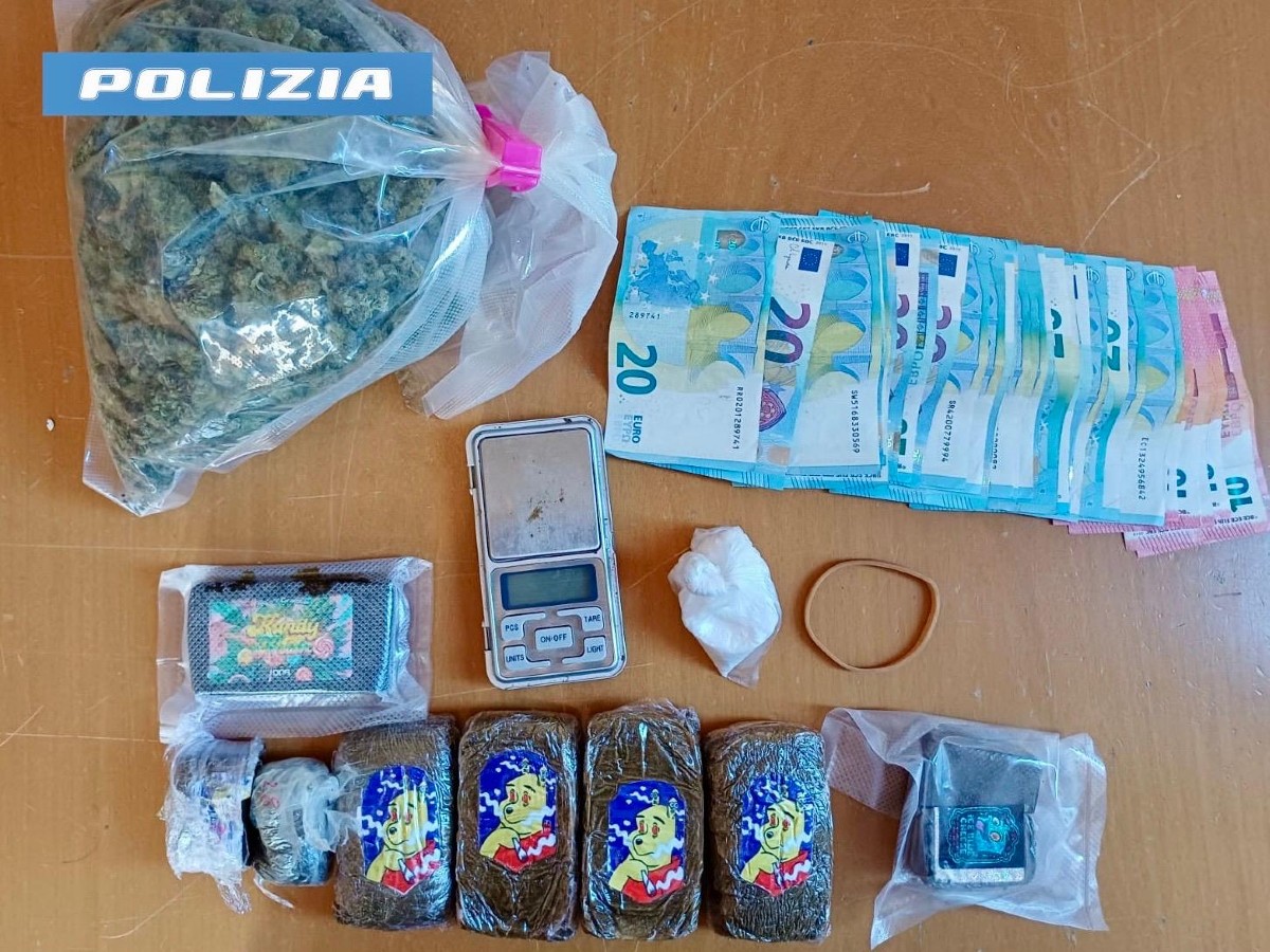 Maxi operazione antidroga, oltre 30 arresti