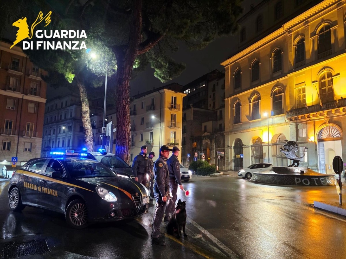 Operazione antidroga a Potenza, sequestrate sostanze stupefacenti