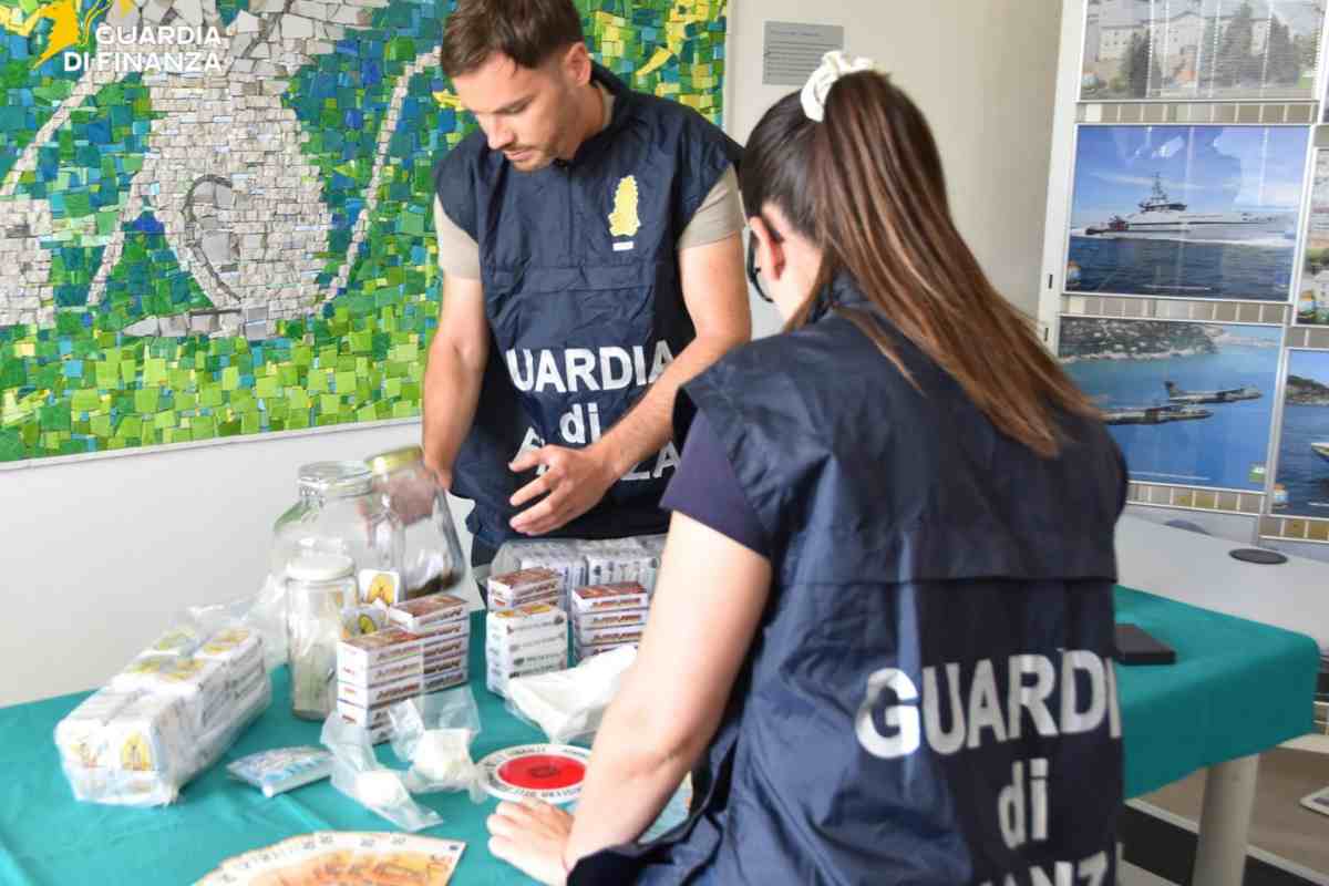 Guardia di Finanza deposito di droga - IlGiornalePopolare